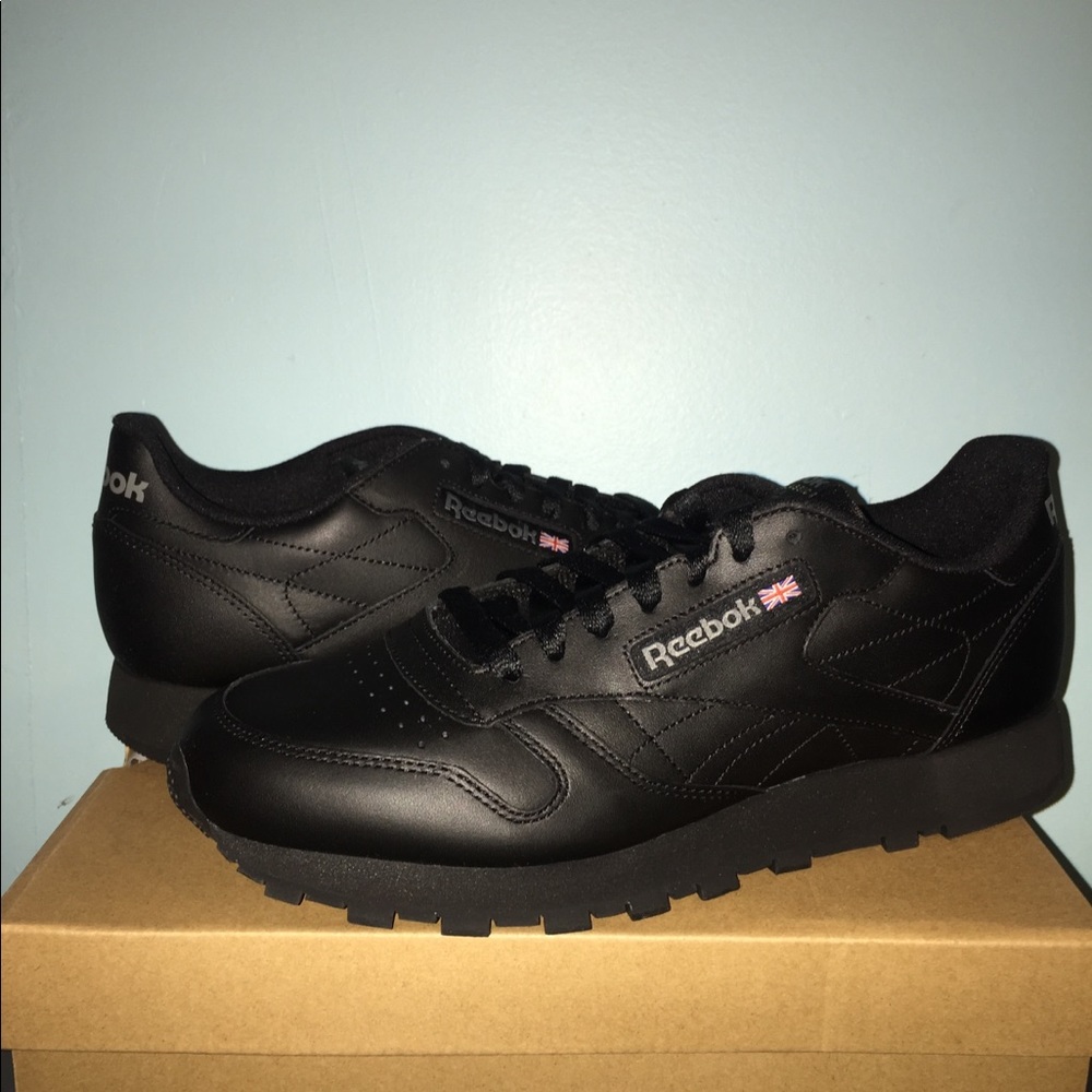 REEBOK CLASSIC LEATHER SNEAKERS